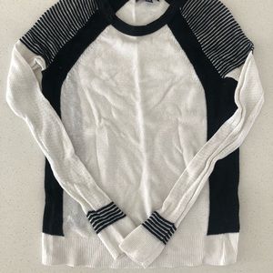 American Eagle Outfitters — Knit Sweater